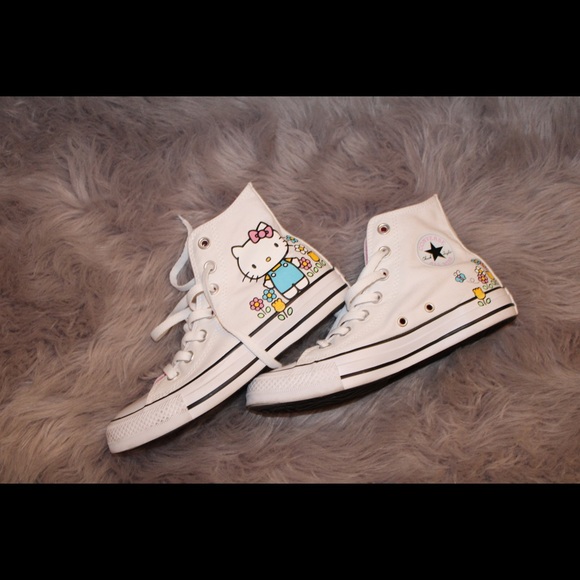 Converse Shoes - Converse X Hello Kitty Chuck Taylor Hi 6
